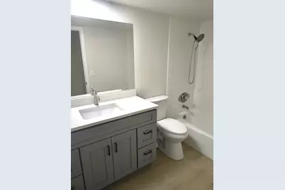 [Address not provided], Mount Prospect, IL 60056 - Photo 8