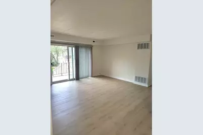 [Address not provided], Mount Prospect, IL 60056 - Photo 6