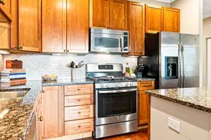 2235 N Lister Ave, Chicago, IL 60614 - Photo 6
