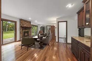8 Keystone Ct, Bolingbrook, IL 60440 - Photo 8