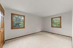 8 Keystone Ct, Bolingbrook, IL 60440 - Photo 18