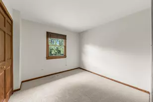 8 Keystone Ct, Bolingbrook, IL 60440 - Photo 20