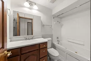 8 Keystone Ct, Bolingbrook, IL 60440 - Photo 22