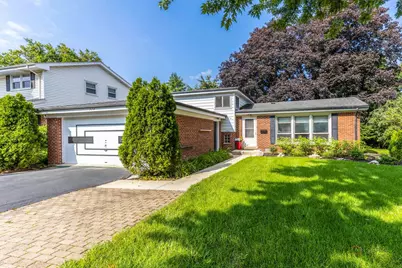 914 S Arlington Heights Road, Arlington Heights, IL 60005 - Photo 2
