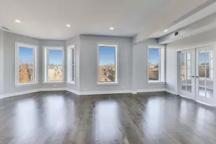313 E 60th St, Chicago, IL 60637 - Photo 6