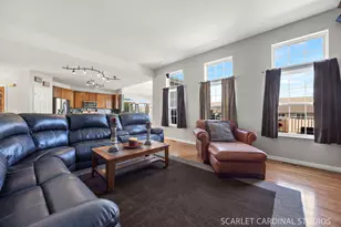 287 Walsh Cir, Yorkville, IL 60560 - Photo 8