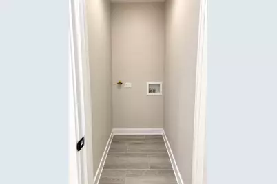 1353 N Long Avenue, Chicago, IL 60651 - Photo 32