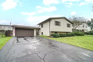 7515 Northway Dr, Hanover Park, IL 60133 - Photo 2