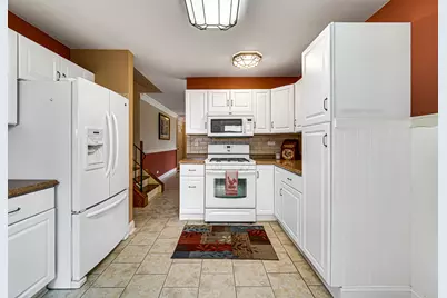 7515 Northway Drive, Hanover Park, IL 60133 - Photo 10