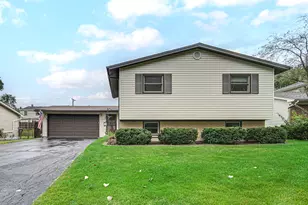 7515 Northway Dr, Hanover Park, IL 60133 - Photo 1