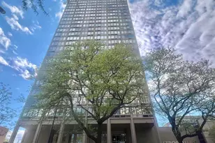 5320 N Sheridan Rd, Chicago, IL 60640 - Photo 2