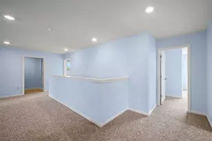 759 Kentshire Cir, Elgin, IL 60124 - Photo 18