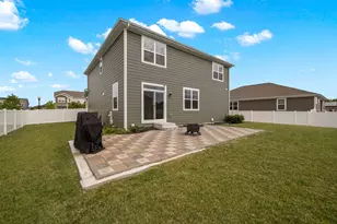 759 Kentshire Cir, Elgin, IL 60124 - Photo 4