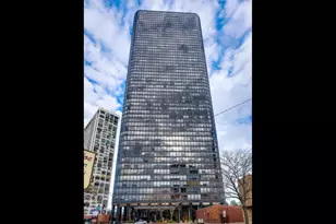 5415 N Sheridan Rd, Chicago, IL 60640 - Photo 1