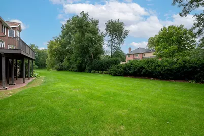 315 Bishop Court, Inverness, IL 60010 - Photo 6