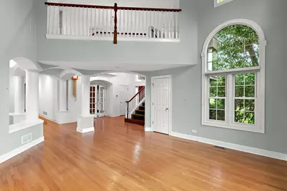 315 Bishop Court, Inverness, IL 60010 - Photo 8