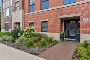 460 Pennsylvania Ave, Glen Ellyn, IL 60137 - Photo 2