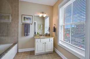 460 Pennsylvania Ave, Glen Ellyn, IL 60137 - Photo 20