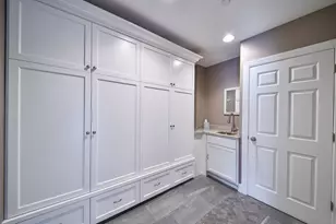 460 Pennsylvania Ave, Glen Ellyn, IL 60137 - Photo 8