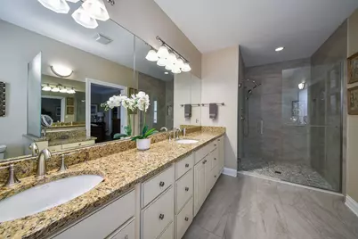 460 Pennsylvania Avenue #B, Glen Ellyn, IL 60137 - Photo 18