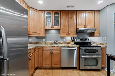 1330 N La Salle Drive #306, Chicago, IL 60610 - Photo 6