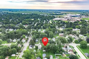 725 N 11th St, Dekalb, IL 60115 - Photo 32