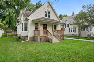 725 N 11th St, Dekalb, IL 60115 - Photo 28