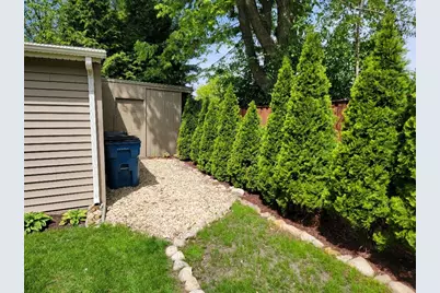 229 Fuller Road, Hinsdale, IL 60521 - Photo 4