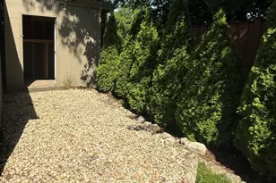 229 Fuller Rd, Hinsdale, IL 60521 - Photo 24