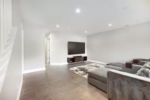1456 N Western Ave, Chicago, IL 60622 - Photo 22