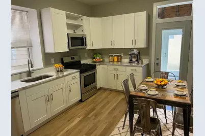 1753 W Augusta Avenue #1F, Chicago, IL 60622 - Photo 8