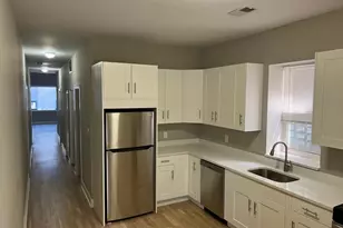 1753 W Augusta Ave, Chicago, IL 60622 - Photo 6