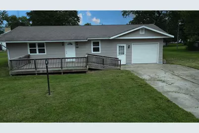 202 N Madison Street, Watseka, IL 60970 - Photo 2