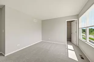 322 Longview Dr, Elgin, IL 60124 - Photo 24