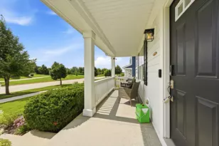 322 Longview Dr, Elgin, IL 60124 - Photo 4