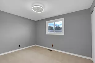 414 Gainsborough Ct, Bolingbrook, IL 60440 - Photo 10