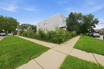 1303 S 51st Court, Cicero, IL 60804 - Photo 2
