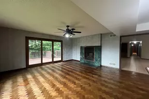 24535 W Woodridge Way, Joliet, IL 60404 - Photo 18
