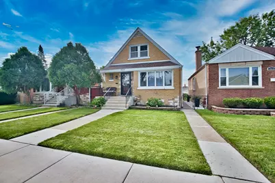3509 W 73rd Place, Chicago, IL 60629 - Photo 2