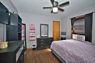 3509 W 73rd Pl, Chicago, IL 60629 - Photo 12