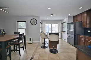 3509 W 73rd Pl, Chicago, IL 60629 - Photo 14
