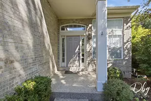 526 Middlebury Dr, Lake Villa, IL 60046 - Photo 2