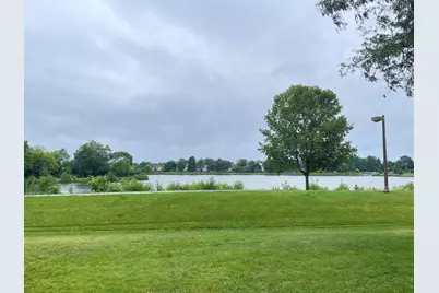 4 Parkside Court #7, Vernon Hills, IL 60061 - Photo 16