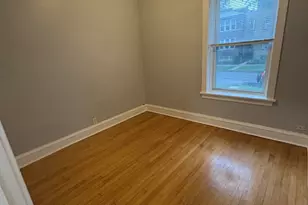 3008 W Cullom Ave, Chicago, IL 60618 - Photo 10