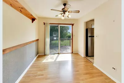 41 Redwood Trail, Wheeling, IL 60090 - Photo 8