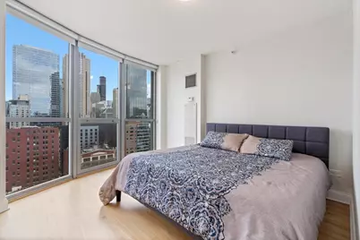 600 N Dearborn Street #1912, Chicago, IL 60654 - Photo 10