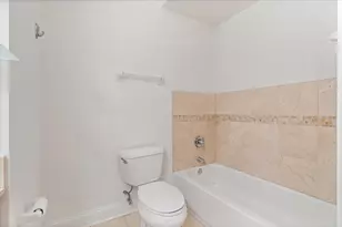600 N Dearborn St, Chicago, IL 60654 - Photo 12