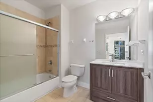 600 N Dearborn St, Chicago, IL 60654 - Photo 16