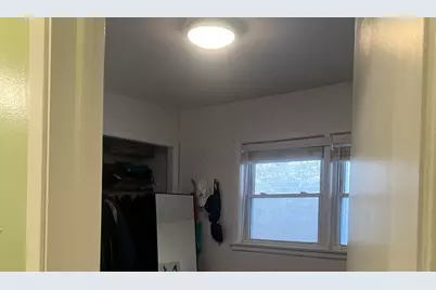 1504 N Kolin Avenue, Chicago, IL 60651 - Photo 8