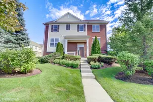 1951 Potomac Ct, Wheeling, IL 60090 - Photo 2